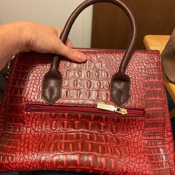 Neiman Marcus Wine Red Croc Embossed PU Leather Reverie Bag - Picture 3 of 4